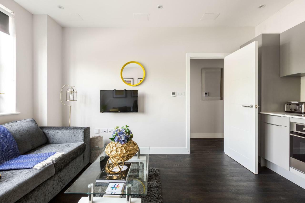 Homely - Watford Premier Apartments Buitenkant foto